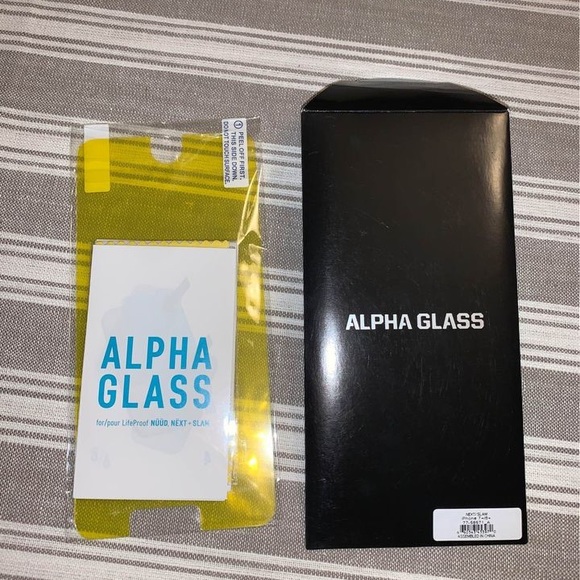 Life Proof Screen Protector - Picture 2 of 2